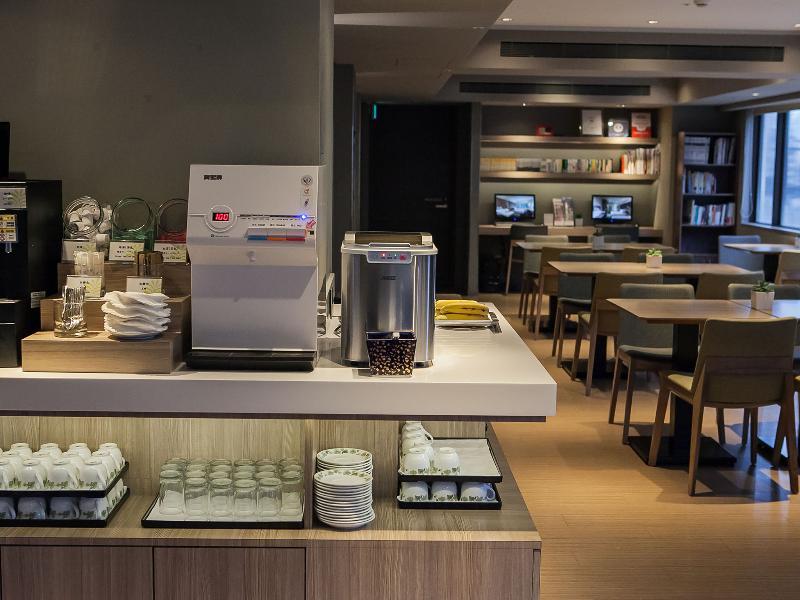 Royal Inn Taipei Linsen - Huashan 1914 Creative Park Kültér fotó