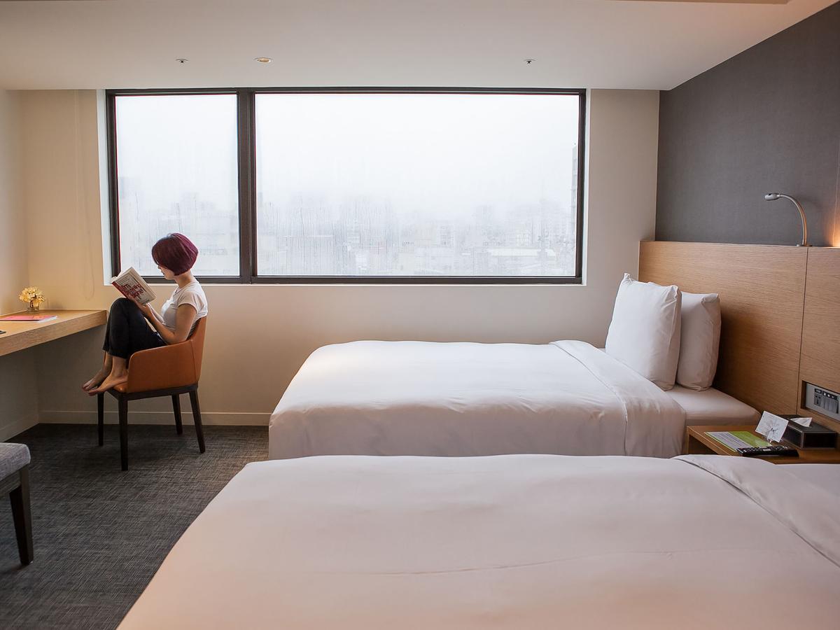 Royal Inn Taipei Linsen - Huashan 1914 Creative Park Kültér fotó